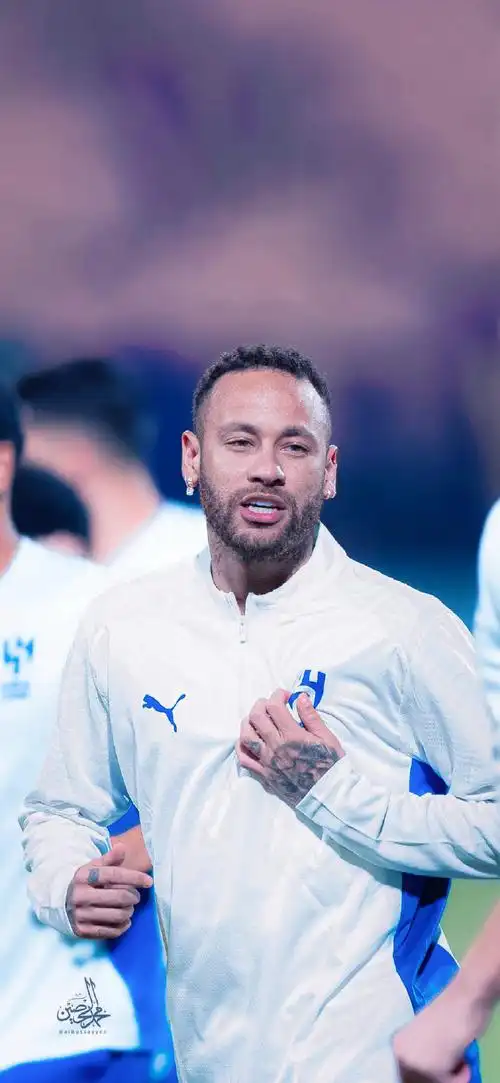 舉破壞了足 舉破壞了足